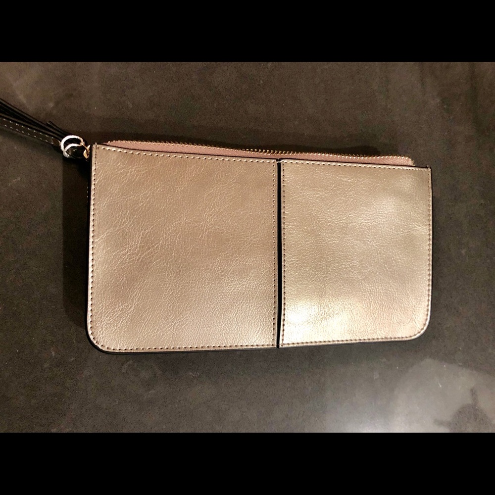 Leather Wristlet with Multi Card Organizer